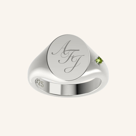 Mini Oval Signet With Mini Gem