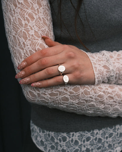 Rose Lace Tattoo Signet Ring | Gold