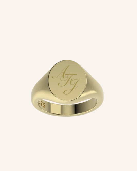 Mini Oval Signet With Engraving | Gold