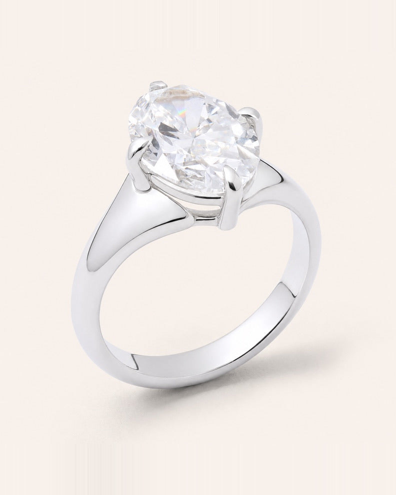 Daphni Engagement Ring