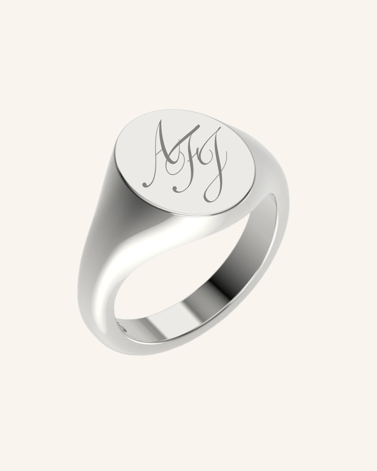 Mini Oval Signet With Engraving | Silver