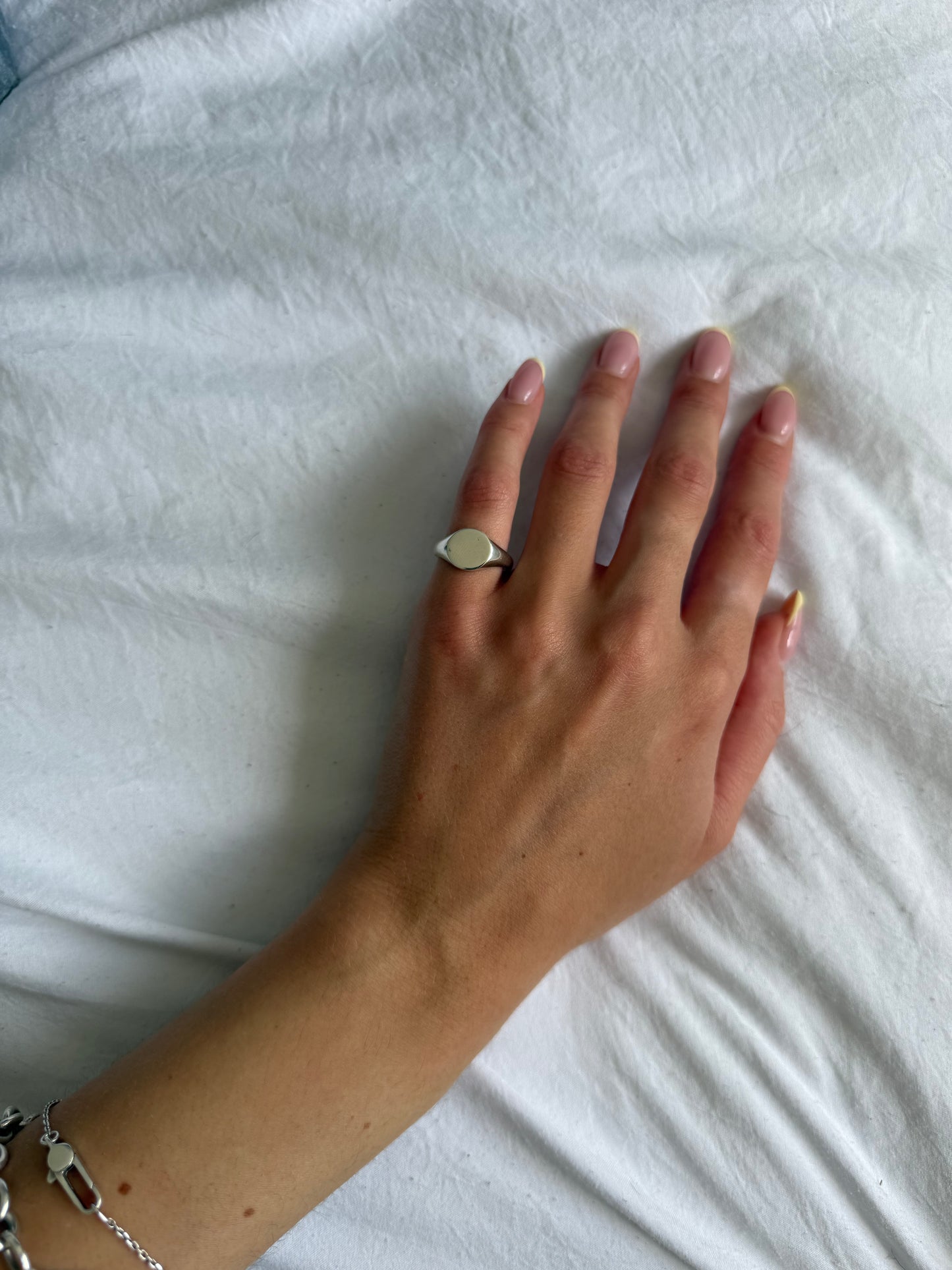 Mini Pinky Round Signet | Silver