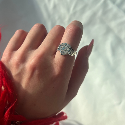 Mini Silver Fur Baby Signet Ring