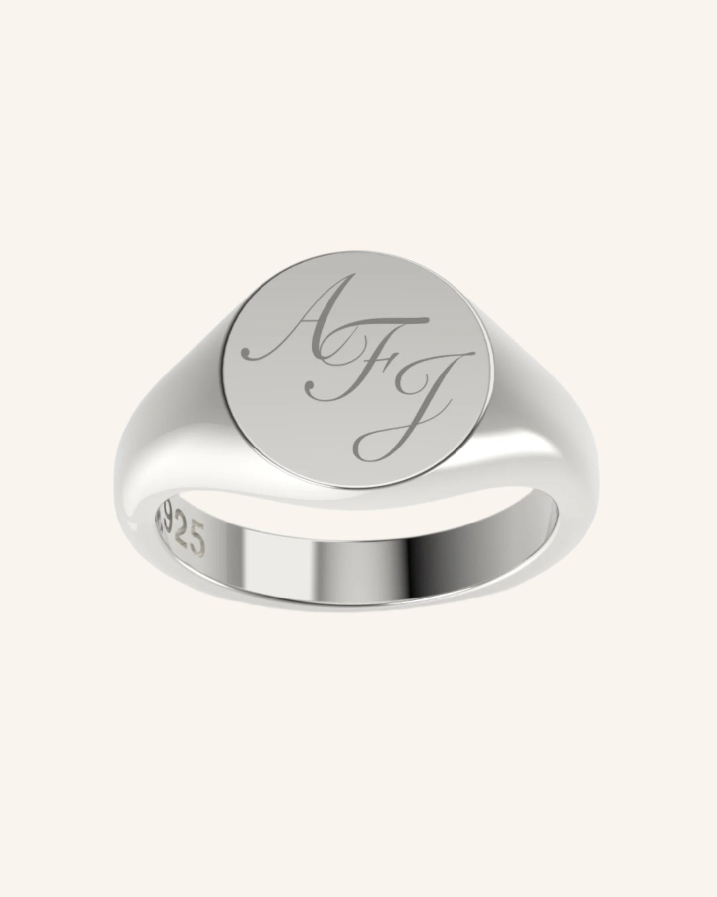 Mini Pinky Round Signet With Engraving | Silver