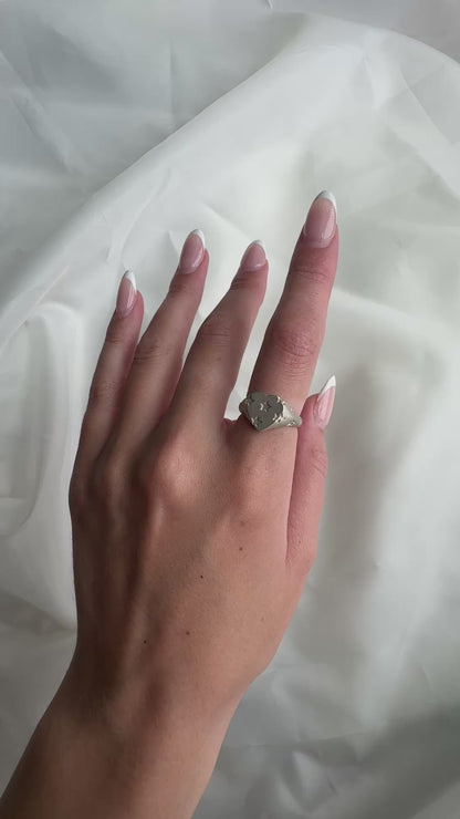 Stars In Their Eyes Silver Heart Signet